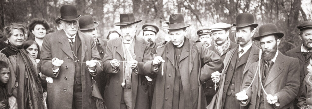 Os radiestesistas se reuniram em Bezons na tarde de 27 de março de 1913, à margem do segundo Congresso de Psicologia Experimental